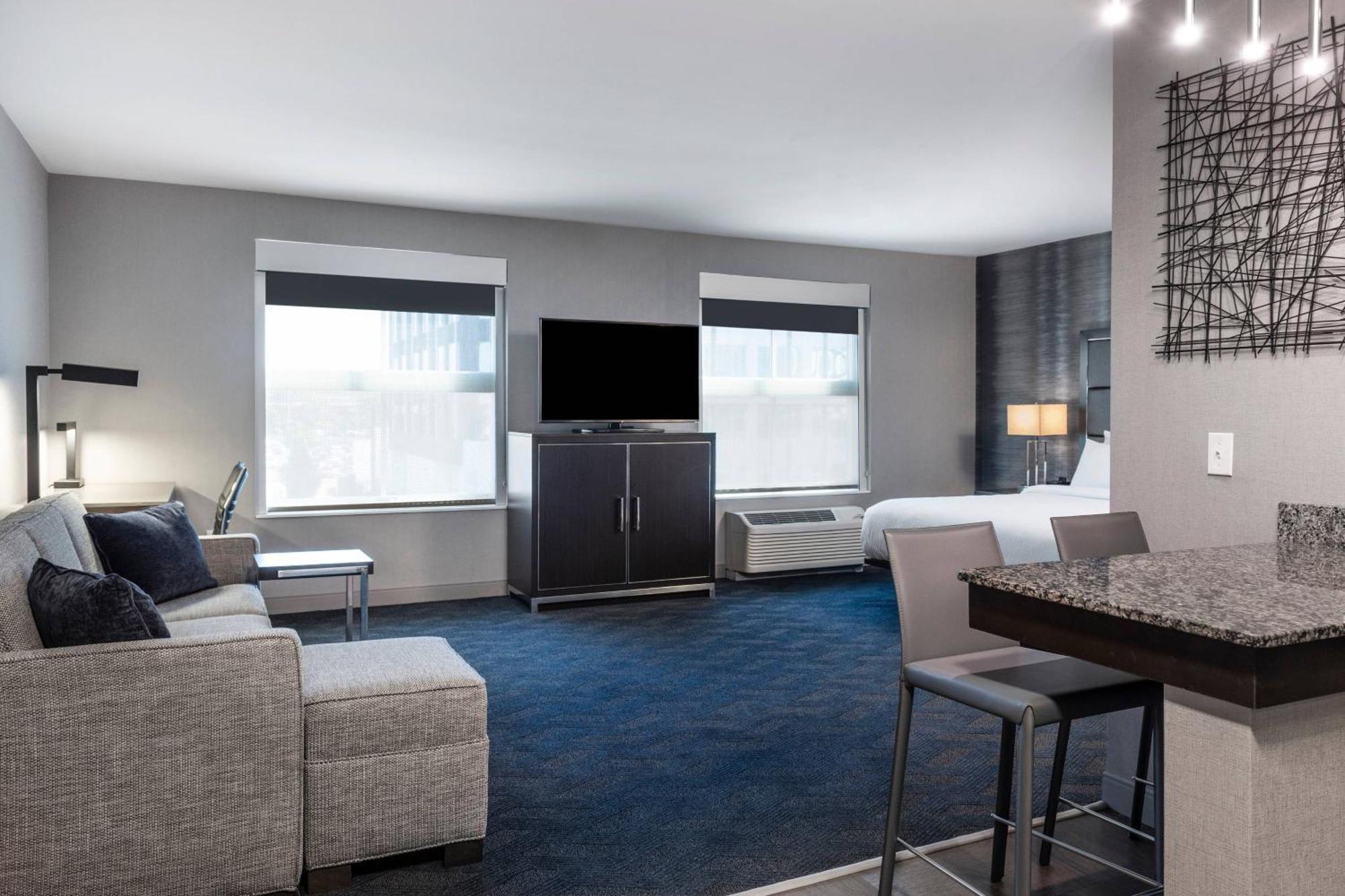 Residence Inn By Marriott Boston Logan Airport/Челси Экстерьер фото